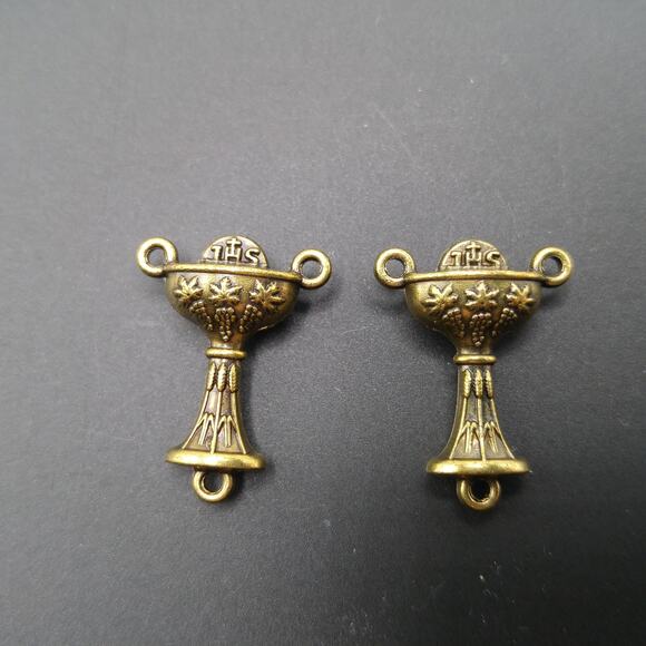 2 Bronze Communion Chalice Rosary Center Pieces, Holy Communion Chalice - Picture 2 of 5